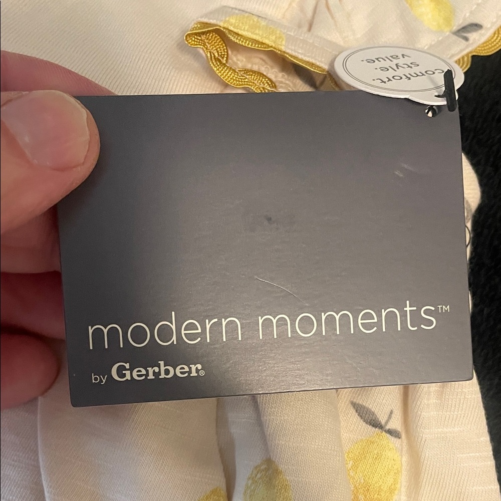 Gerber Baby Dress with lemons linen feel nwt - Picture 5 of 12